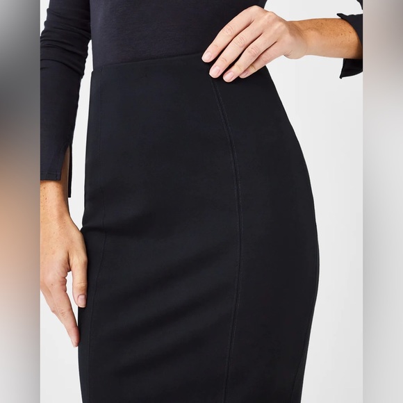 💘 SPANX The Perfect Black Pencil Skirt - Classic black 20269 - Picture 4 of 6